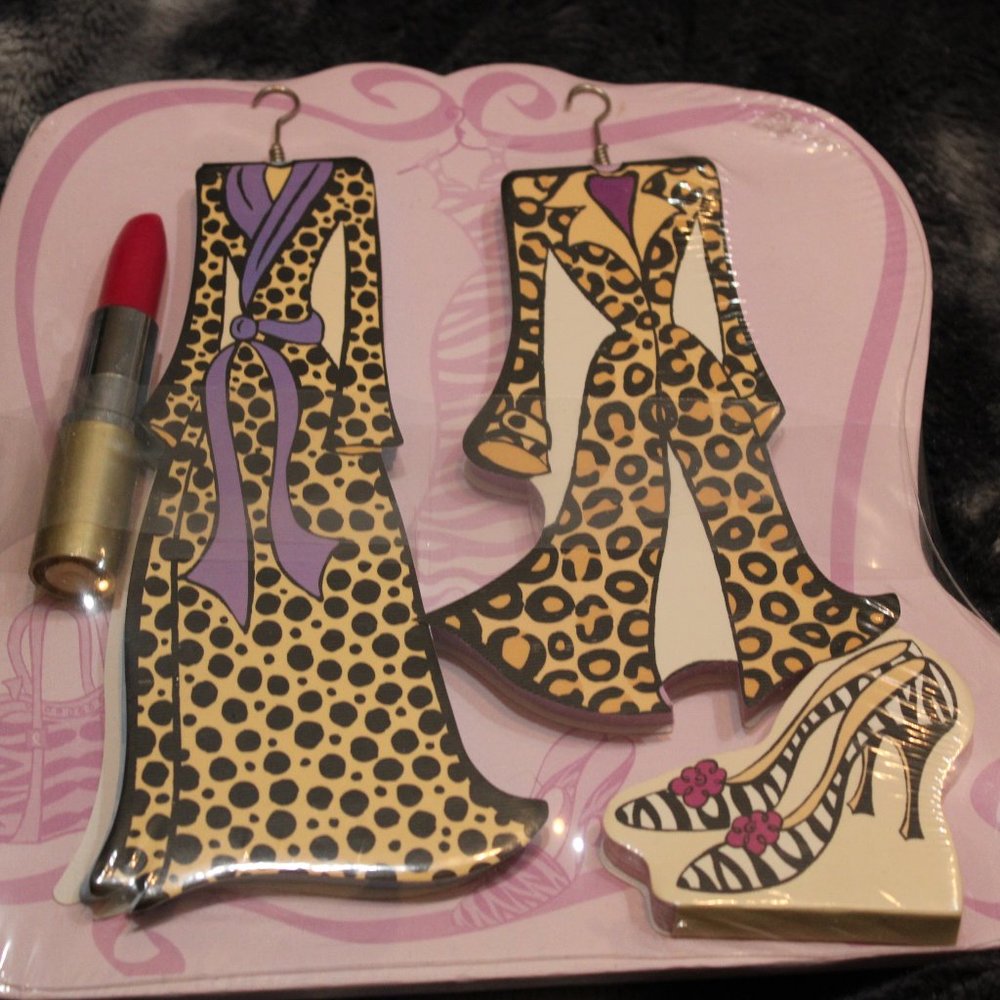 TriCostal Design’s “Diva” Stationery set